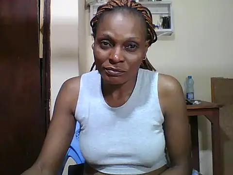 Snapshot of Ebonyqueen4 chatting on 06/03/26, 10:16 Ebonyqueen4 online show from 06/03/26, 10:16