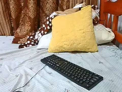 sweet naughty online show from 06/06/26, 07:41