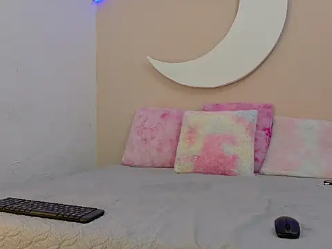 SamanthaLaurent online show from 06/16/26, 06:52