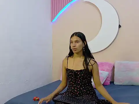 SamanthaLaurent online show from 07/14/26, 02:05