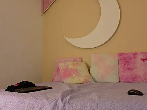SamanthaLaurent online show from 06/03/26, 12:44
