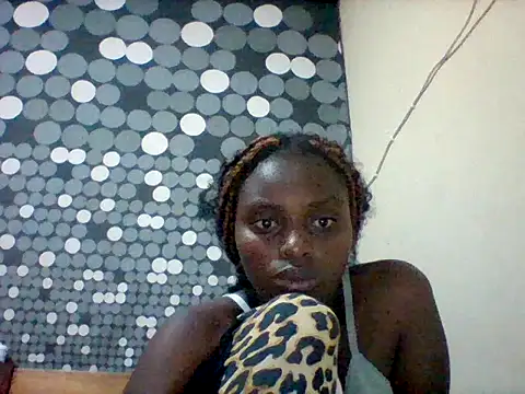 Snapshot of liligal chatting on 06/16/26, 07:58 liligal online show from 06/16/26, 07:58