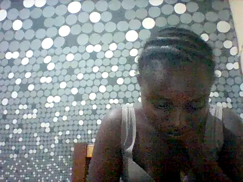 Snapshot of liligal chatting on 06/29/26, 07:35 liligal online show from 06/29/26, 07:35