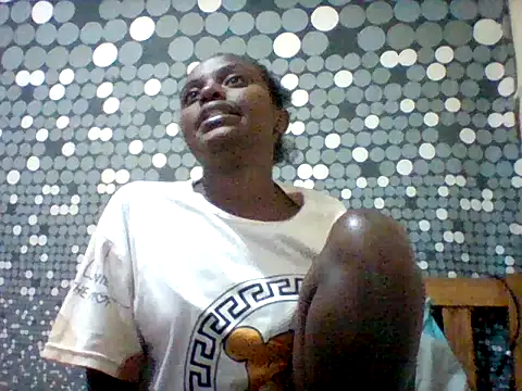 Snapshot of liligal chatting on 06/24/26, 07:55 liligal online show from 06/24/26, 07:55