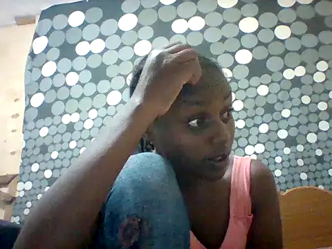 Snapshot of liligal chatting on 07/07/26, 12:46 liligal online show from 07/07/26, 12:46