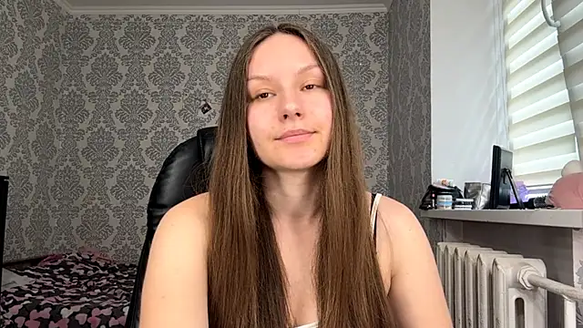 Snapshot of ShaylaChong chatting on 06/18/26, 07:40 ShaylaChong online show from 06/18/26, 07:40
