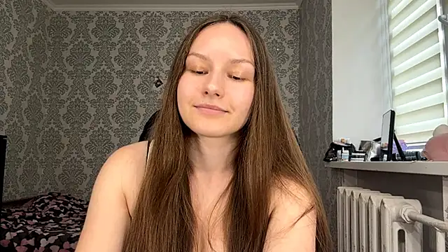 Snapshot of ShaylaChong chatting on 06/29/26, 10:15 ShaylaChong online show from 06/29/26, 10:15