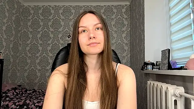 Snapshot of ShaylaChong chatting on 06/20/26, 04:06 ShaylaChong online show from 06/20/26, 04:06