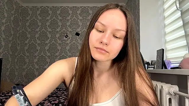 Snapshot of ShaylaChong chatting on 06/16/26, 06:13 ShaylaChong online show from 06/16/26, 06:13