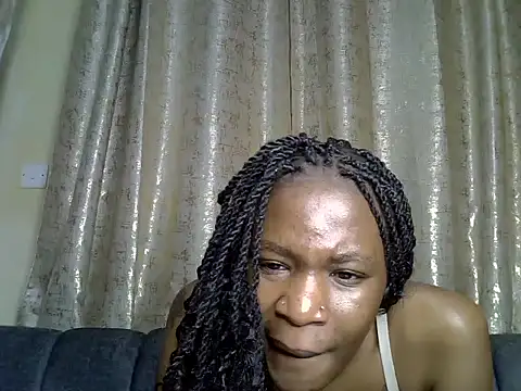 Snapshot of Sexy_dotta chatting on 06/27/26, 10:10 Sexy dotta online show from 06/27/26, 10:10