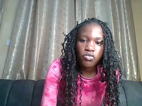 Snapshot of Sexy_dotta chatting on 06/14/26, 07:59 Sexy dotta online show from 06/14/26, 07:59