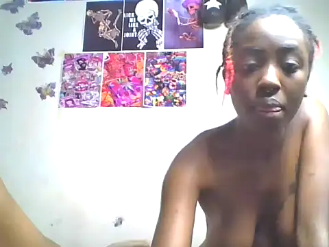 Snapshot of loversoncam chatting on 07/15/26, 05:14 loversoncam online show from 07/15/26, 05:14