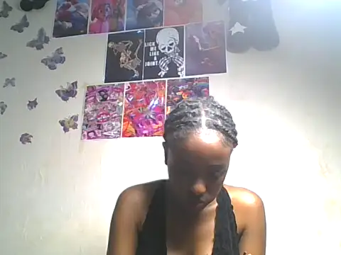 Snapshot of loversoncam chatting on 06/29/26, 01:22 loversoncam online show from 06/29/26, 01:22