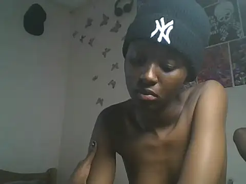 loversoncam online show from 05/25/26, 10:25