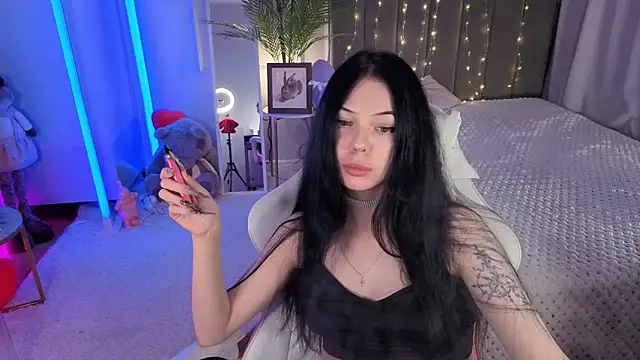 Snapshot of Vivi_Vivian chatting on 05/15/26, 10:19 Vivi Vivian online show from 05/15/26, 10:19