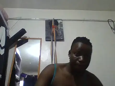 yourdreamgirlT online show from 06/15/26, 04:56