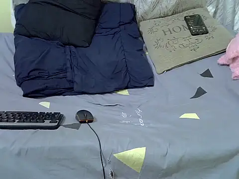 petite pretti online show from 06/19/26, 11:05