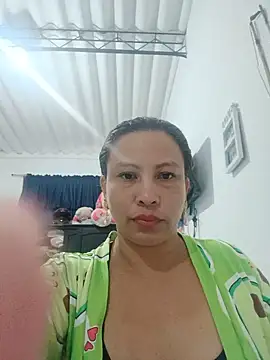 Snapshot of stacy_05 chatting on 06/01/26, 12:27 stacy 05 online show from 06/01/26, 12:27