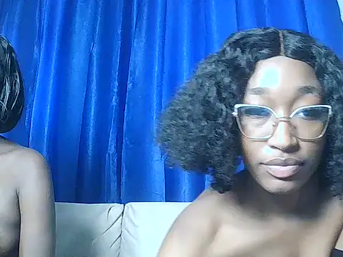 pinky aura22 online show from 06/16/26, 10:04