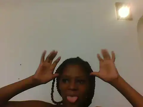 Snapshot of Jiggle_assie chatting on 06/17/26, 02:00 Jiggle assie online show from 06/17/26, 02:00