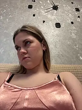 la lisa  online show from 06/03/26, 06:47