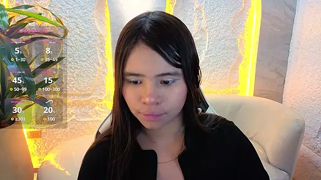 Snapshot of roxan1_tp chatting on 07/04/26, 12:43 roxan1 tp online show from 07/04/26, 12:43