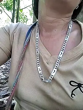HoaHongXanh22 online show from 07/11/26, 04:57