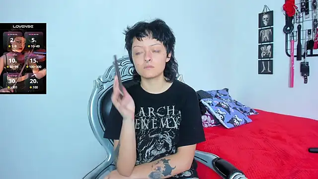 Snapshot of baby_punk_ chatting on 07/02/26, 10:16 baby punk online show from 07/02/26, 10:16