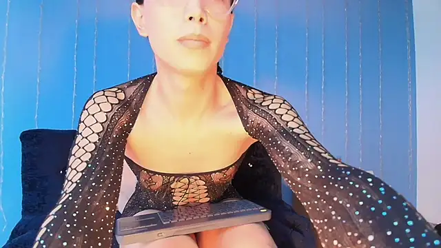 sally hot18 online show from 05/27/26, 12:34