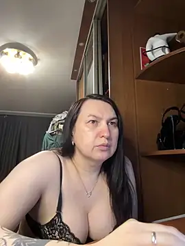EvaBeautyXxX online show from 05/25/26, 10:08