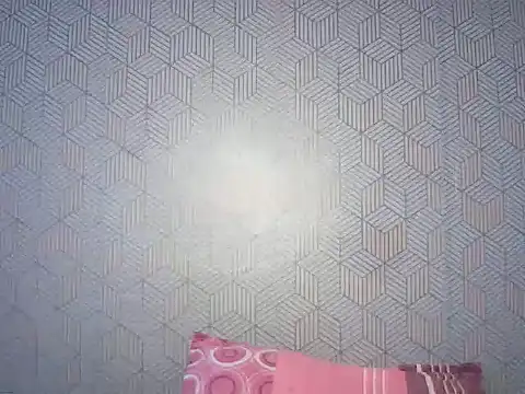 BustieLaura online show from 06/17/26, 06:57