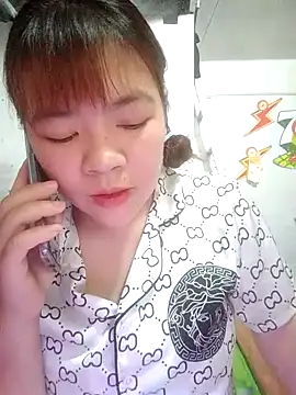 Loleml01 online show from 05/29/26, 06:08