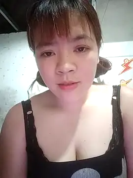 Loleml01 online show from 05/27/26, 03:47