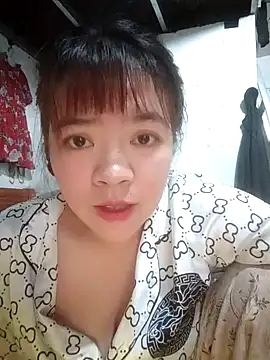 Snapshot of Loleml01 chatting on 06/08/26, 01:39 Loleml01 online show from 06/08/26, 01:39