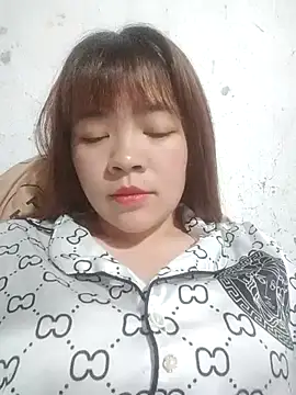 Loleml01 online show from 05/21/26, 03:37