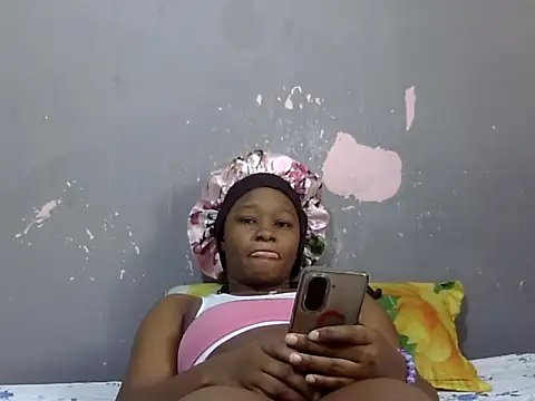 Petite Ebony10 online show from 06/05/26, 06:52