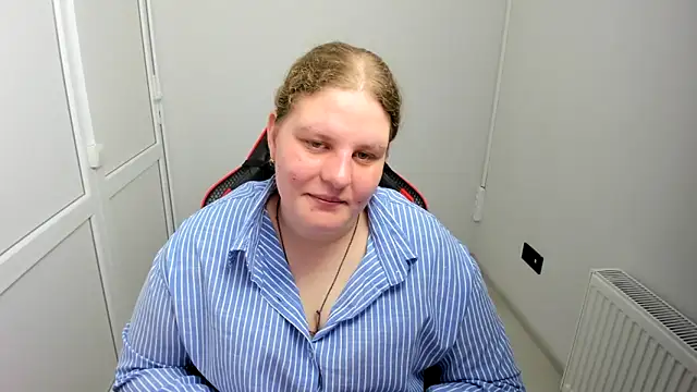 Bella shyy  online show from 05/18/26, 08:19