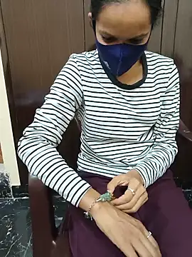 Shanaya 001 online show from 05/19/26, 04:52