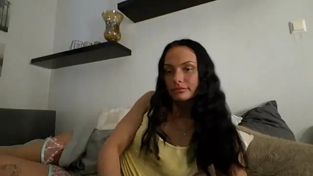 Alessiadeluna online show from 05/28/26, 07:42