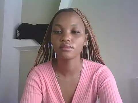 Snapshot of PrettyT5 chatting on 07/06/26, 09:38 PrettyT5 online show from 07/06/26, 09:38