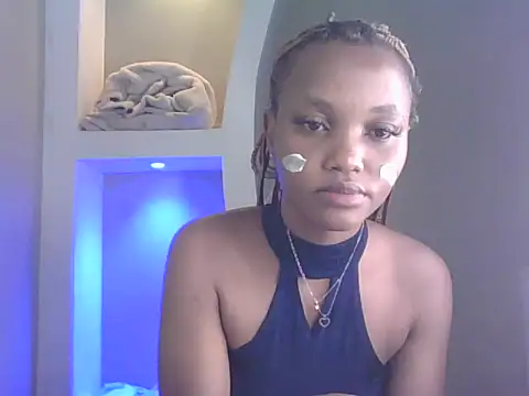 Snapshot of PrettyT5 chatting on 07/05/26, 06:09 PrettyT5 online show from 07/05/26, 06:09