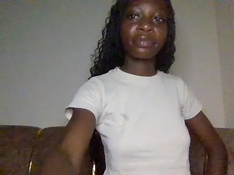 Snapshot of miss_petite0 chatting on 06/15/26, 10:15 miss petite0 online show from 06/15/26, 10:15