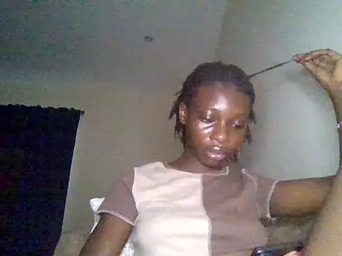 miss petite0 online show from 05/26/26, 07:06