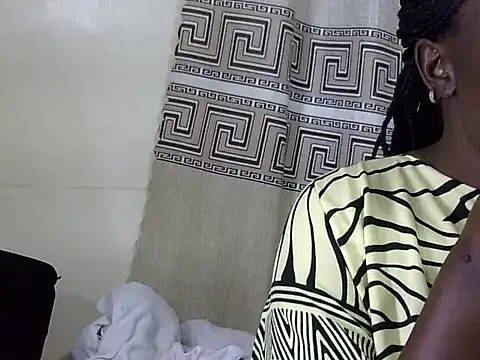 Snapshot of sexxy_melons chatting on 05/19/26, 05:09 sexxy melons online show from 05/19/26, 05:09