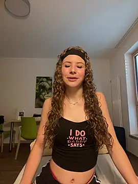 MilaRoseee online show from 06/26/26, 06:25