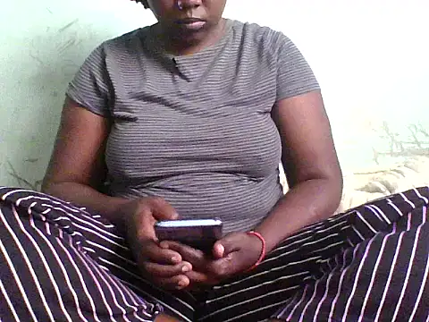 Snapshot of saraswee chatting on 07/09/26, 05:30 saraswee online show from 07/09/26, 05:30