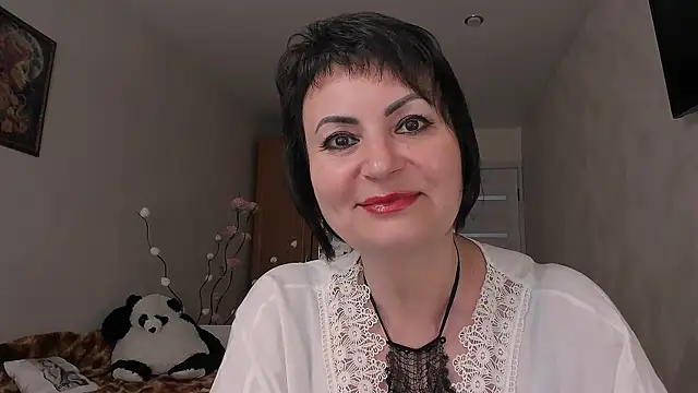 Snapshot of Helen_Beller chatting on 06/26/26, 02:12 Helen Beller online show from 06/26/26, 02:12