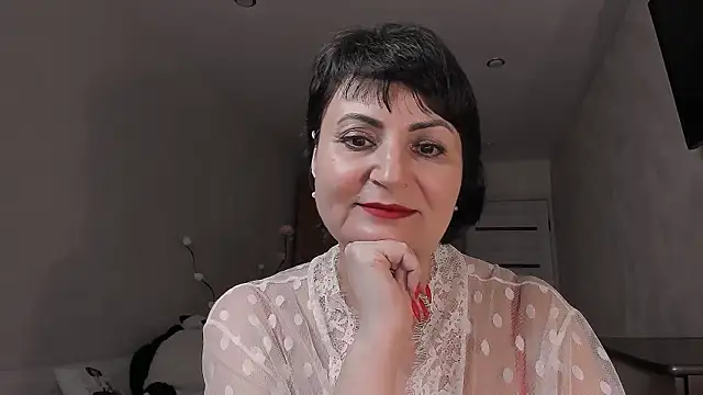 Snapshot of Helen_Beller chatting on 06/01/26, 05:34 Helen Beller online show from 06/01/26, 05:34