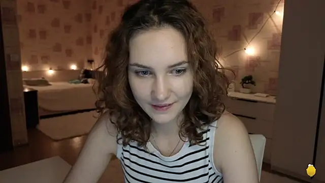 Snapshot of Megan_swiftss chatting on 06/01/26, 06:29 Megan swiftss online show from 06/01/26, 06:29