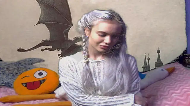 Snapshot of Freya_ice chatting on 06/02/26, 04:34 Freya ice online show from 06/02/26, 04:34